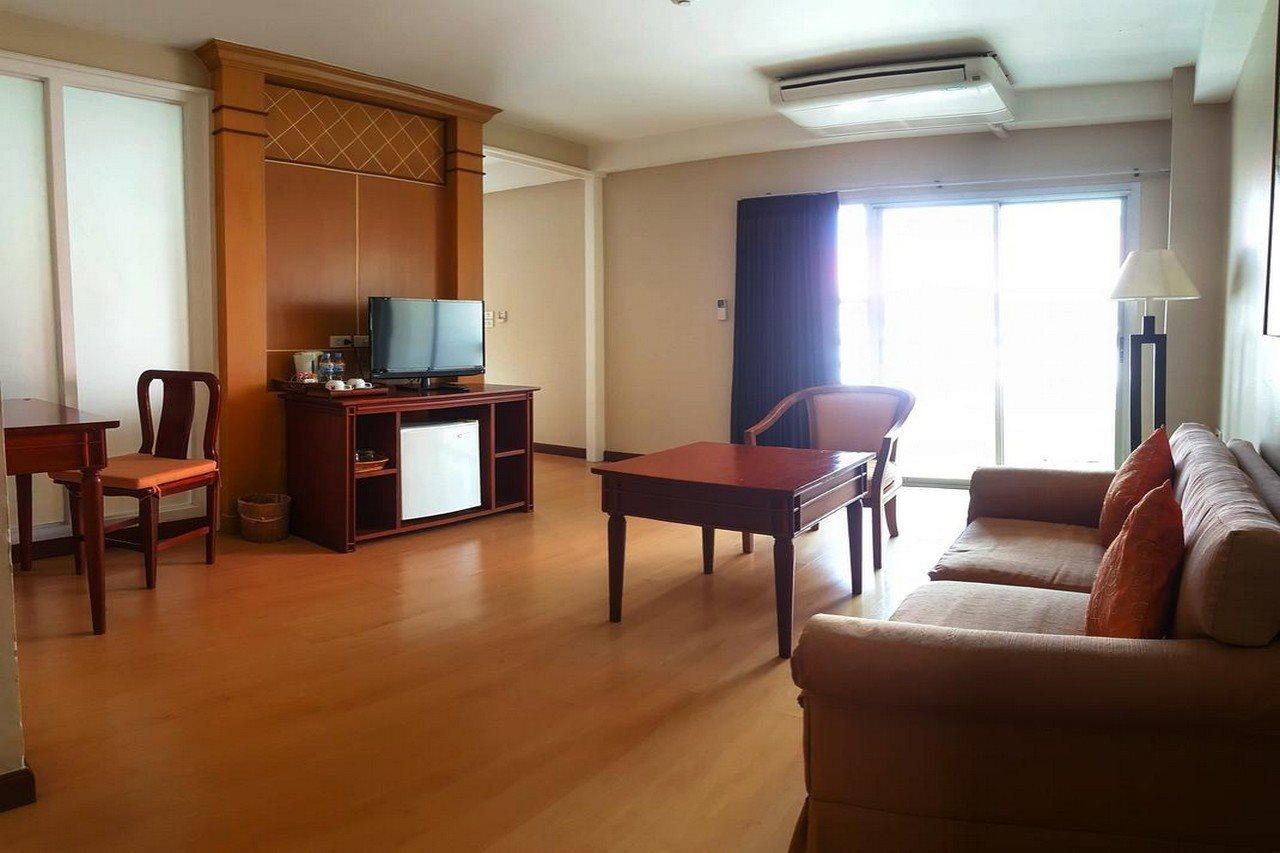 Eastiny Place Hotel Pattaya Exteriör bild
