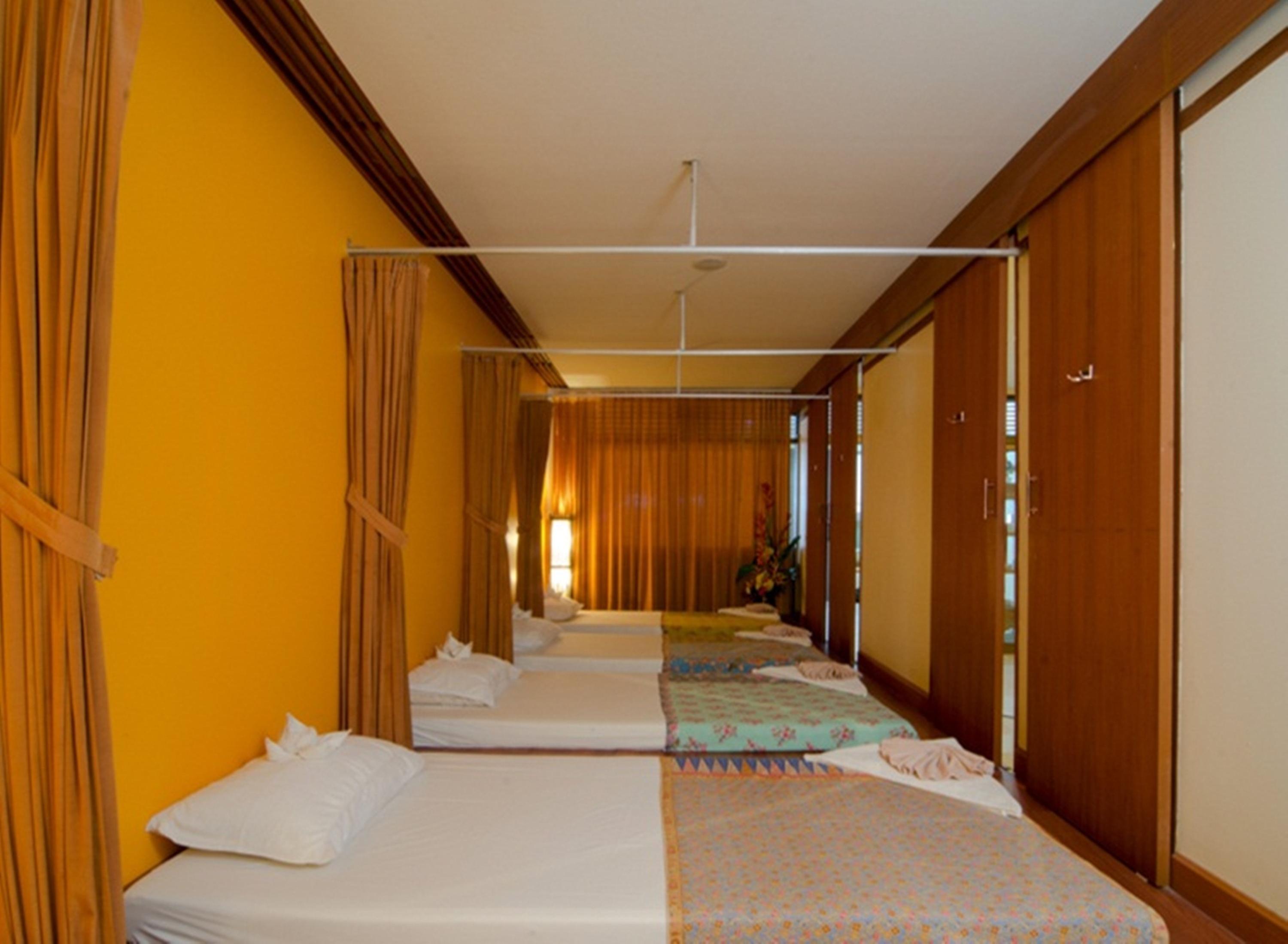 Eastiny Place Hotel Pattaya Exteriör bild